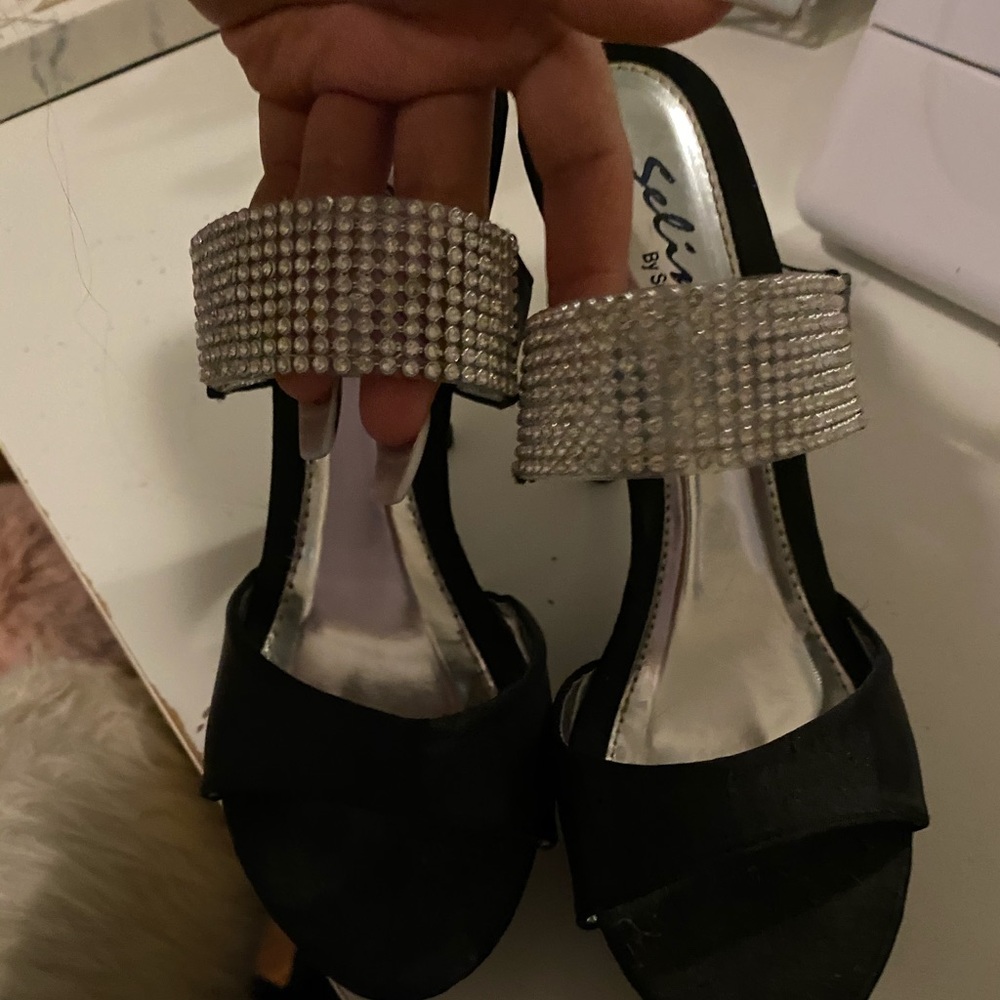 black heel with silver detailing